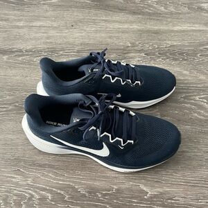 Nike Pegasus Navy and White Running Shoes